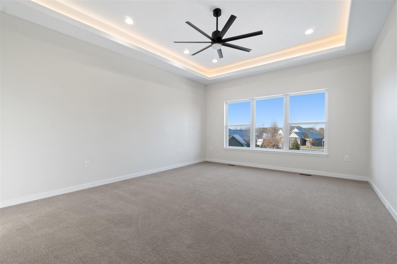 2964 Pine Hill Trce