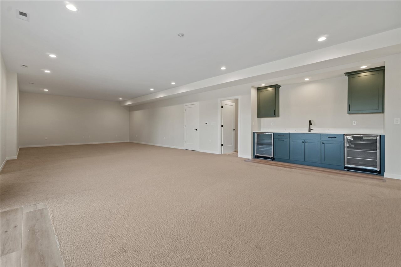2964 Pine Hill Trce