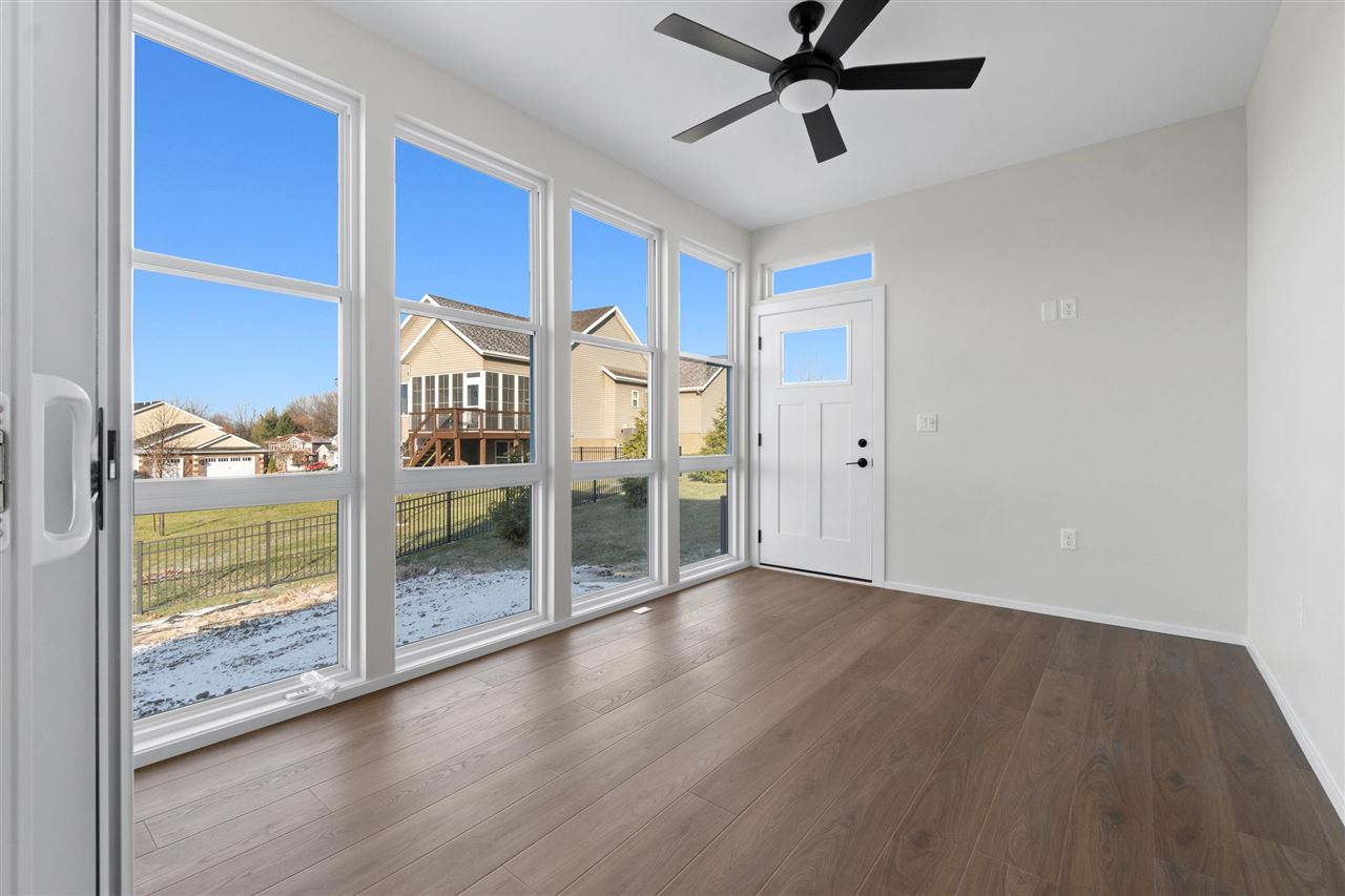 2964 Pine Hill Trce