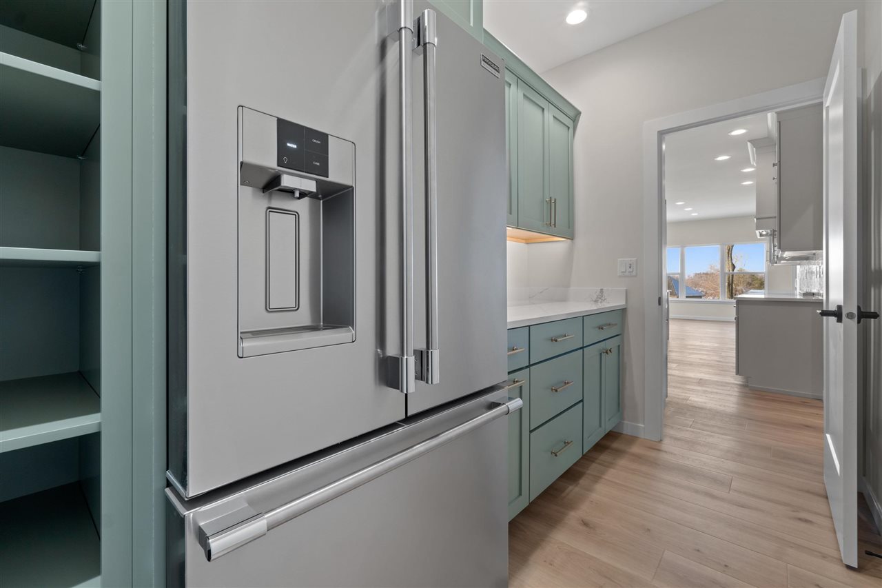 2964 Pine Hill Trce