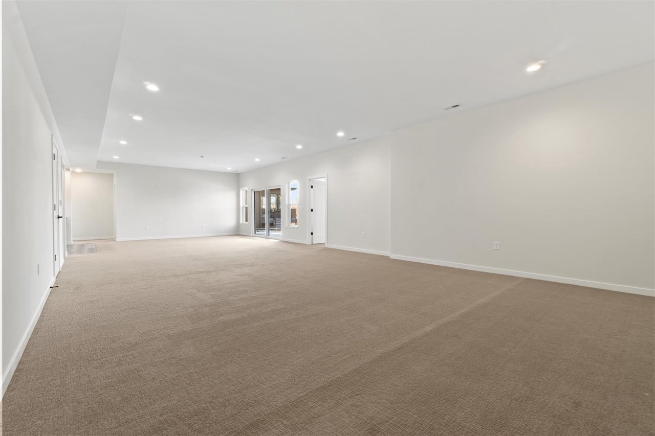 2964 Pine Hill Trce