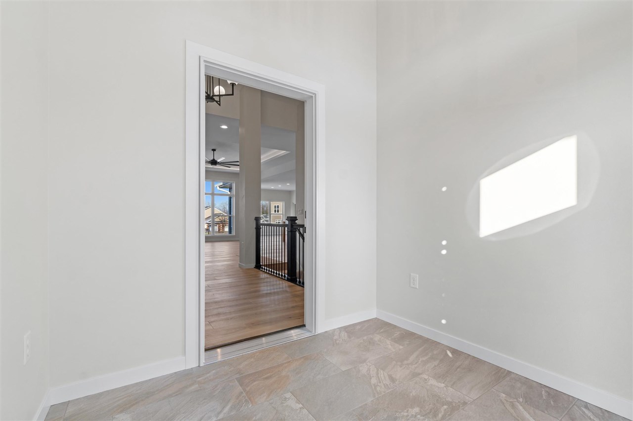 2964 Pine Hill Trce