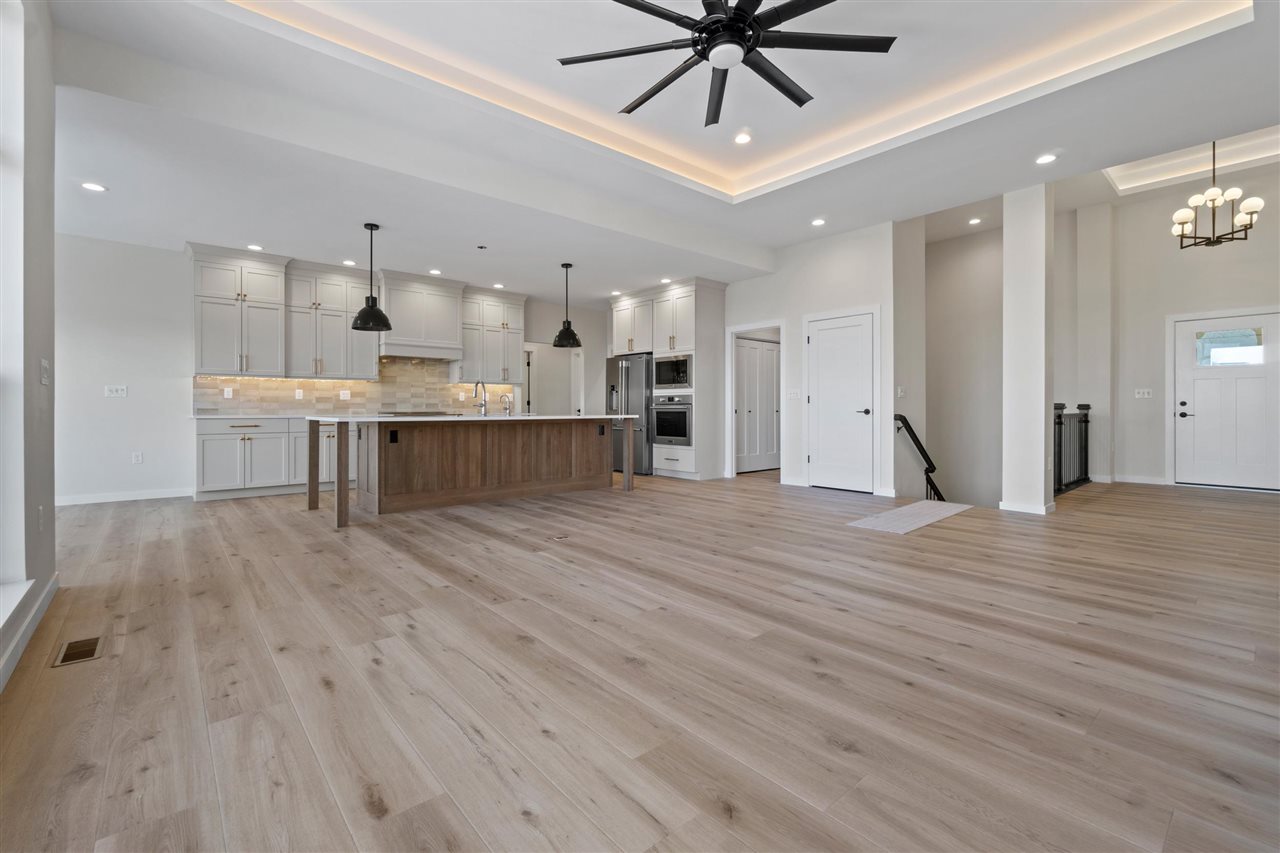 2964 Pine Hill Trce