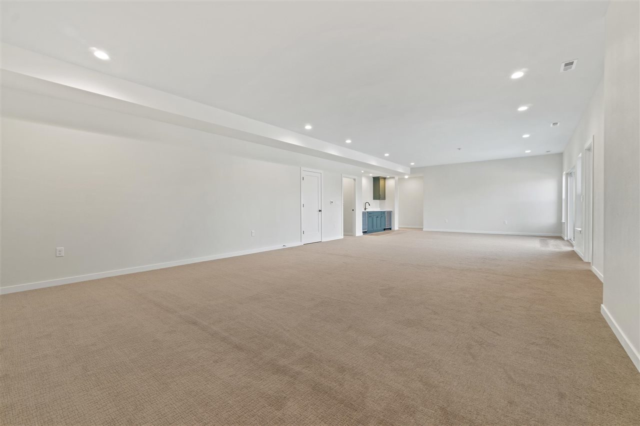 2964 Pine Hill Trce