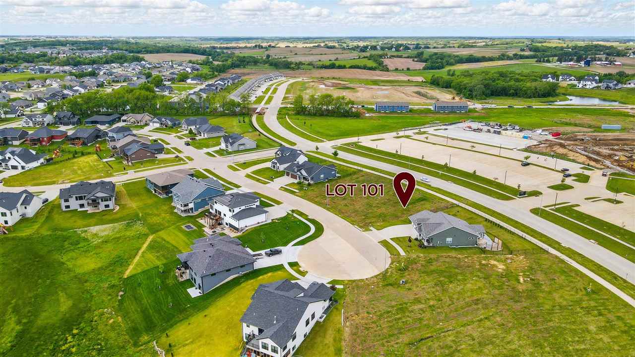 1817 Green Oak Ct