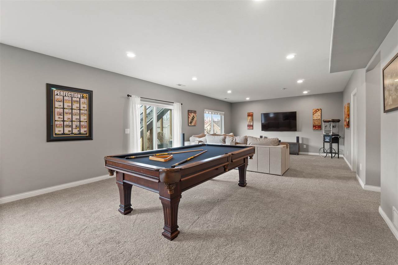 2470 Biltmore Ln