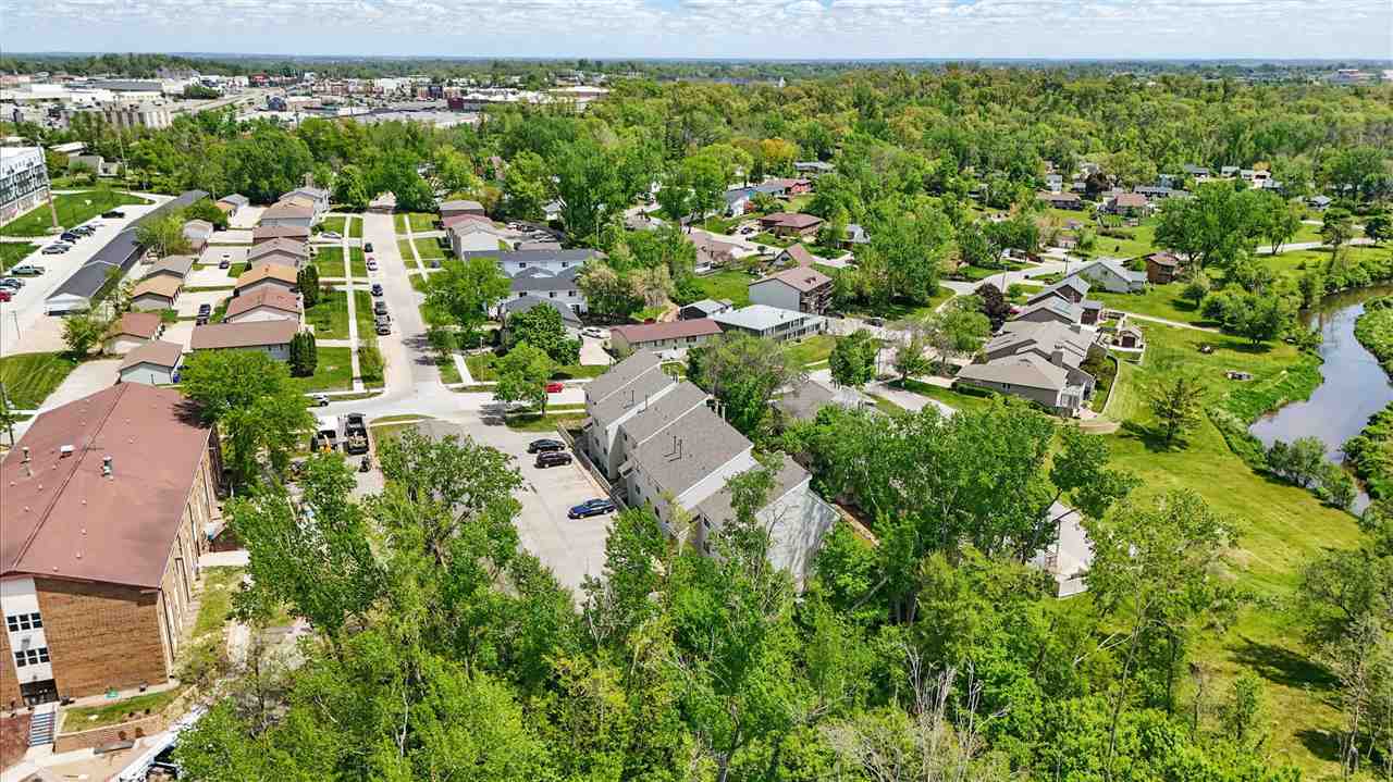 215 40th St Dr SE Unit: 304