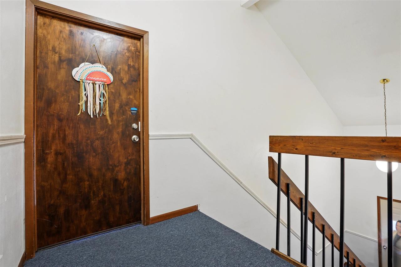 215 40th St Dr SE Unit: 304