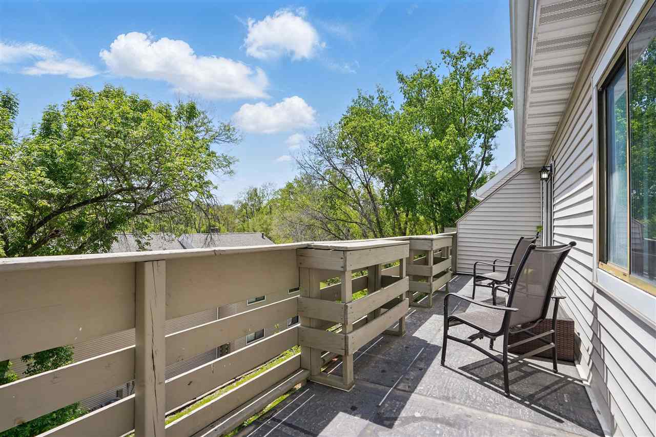 215 40th St Dr SE Unit: 304