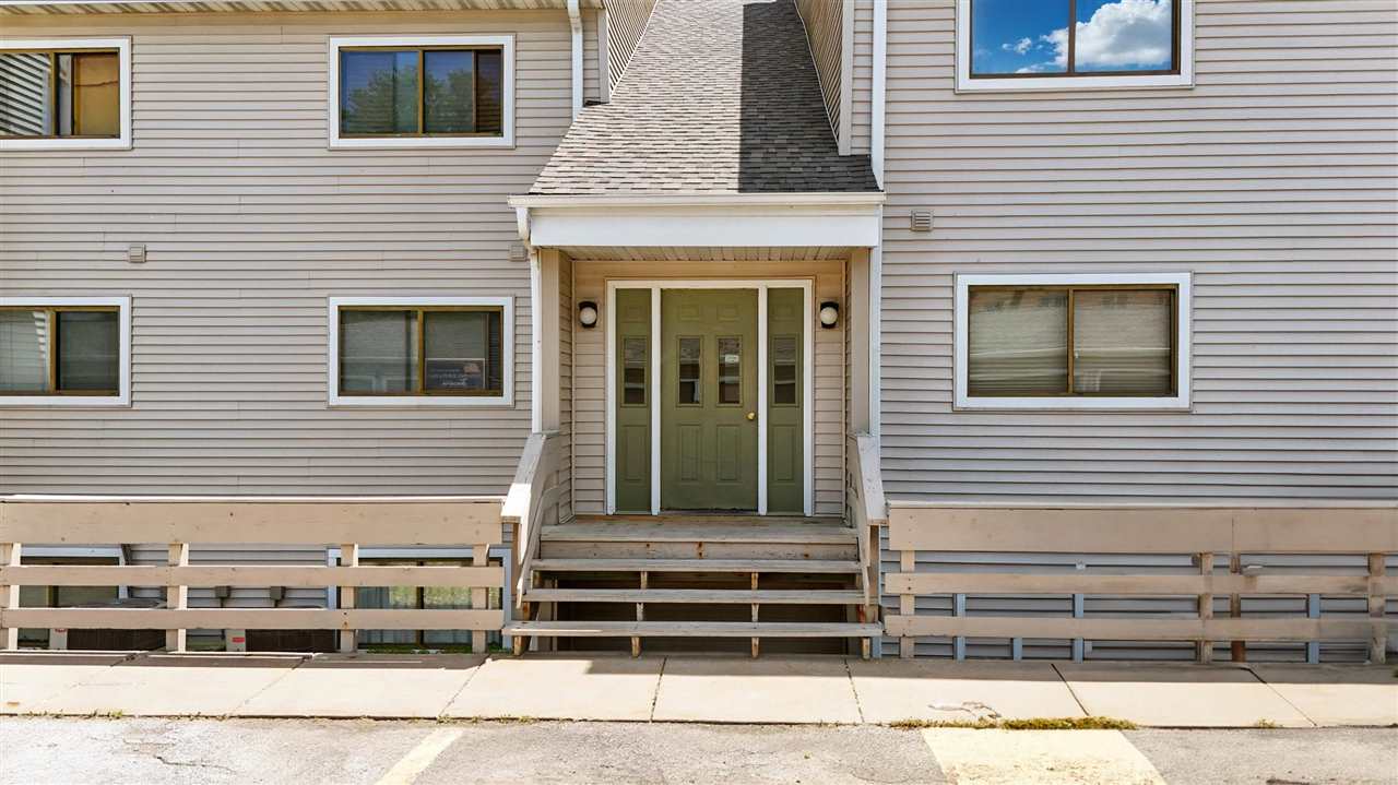 215 40th St Dr SE Unit: 304