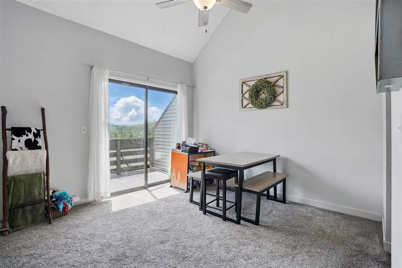 215 40th St Dr SE Unit: 304