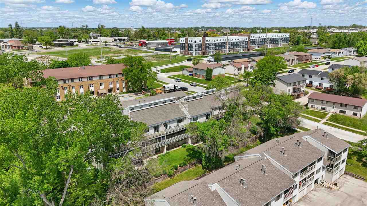 215 40th St Dr SE Unit: 304