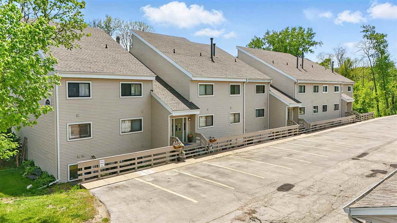 215 40th St Dr SE Unit: 304