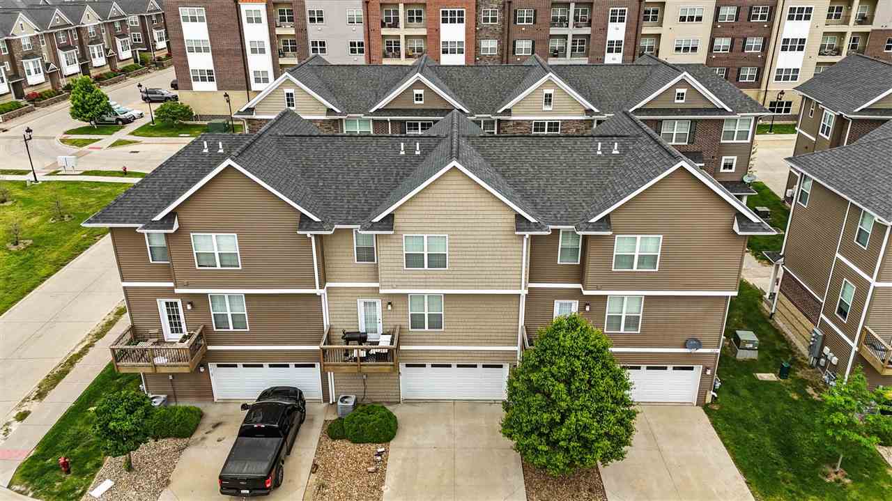 330 Clark Dr Unit: 2