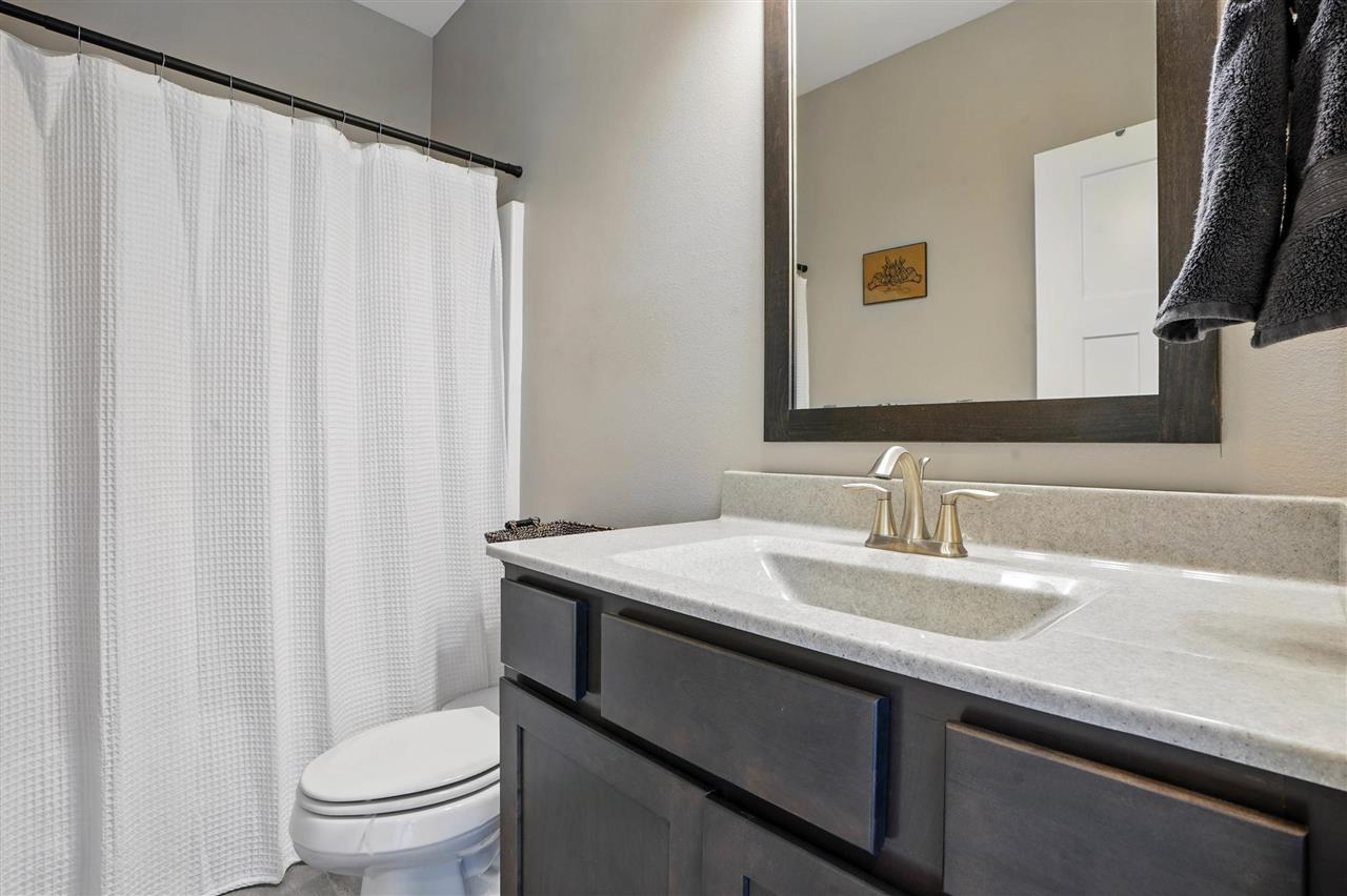 330 Clark Dr Unit: 2