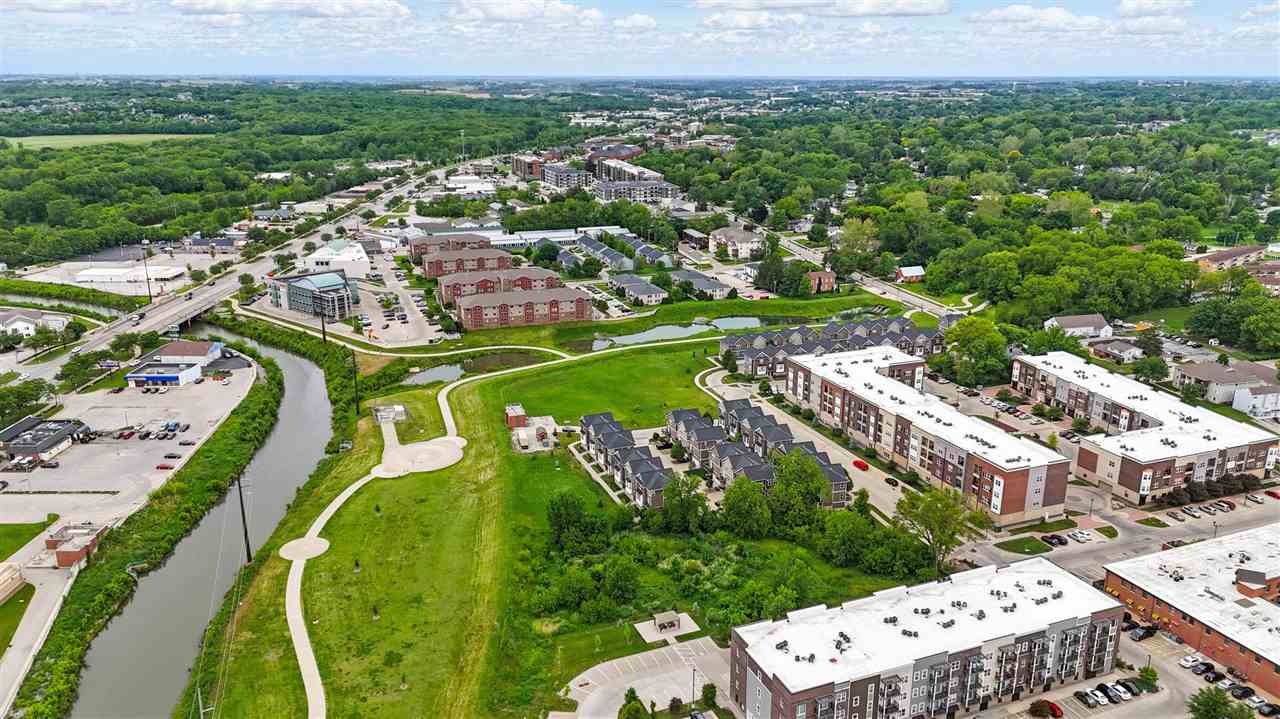 330 Clark Dr Unit: 2