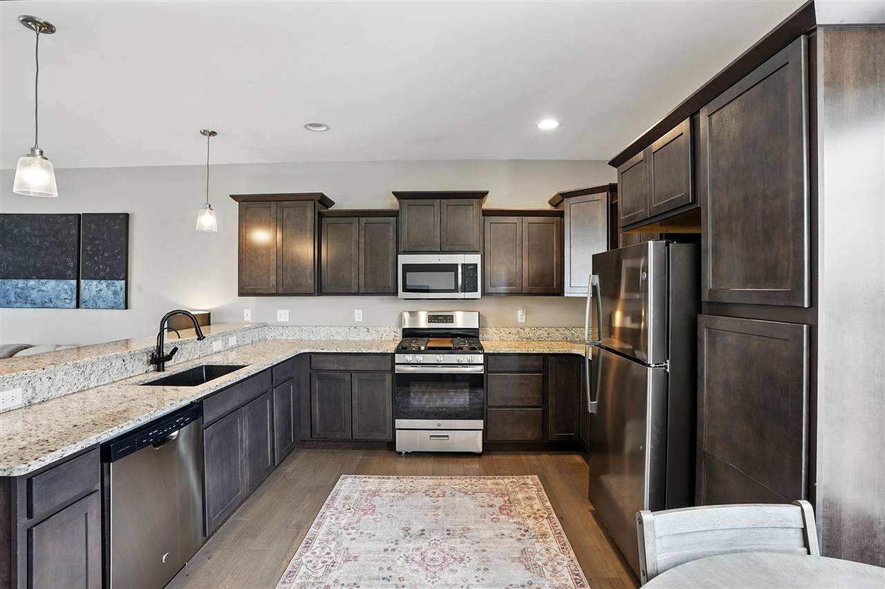 330 Clark Dr Unit: 2