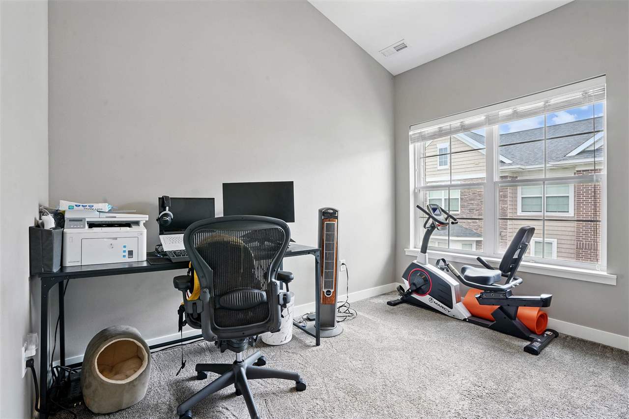 330 Clark Dr Unit: 2