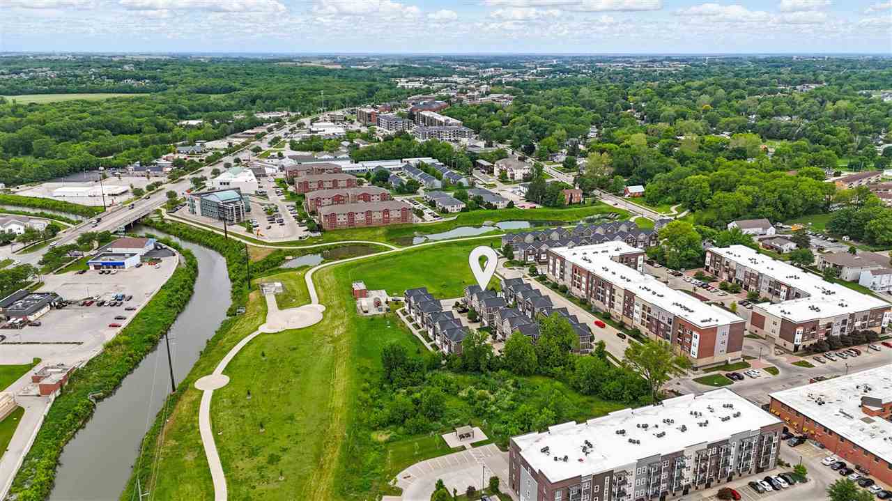 330 Clark Dr Unit: 2