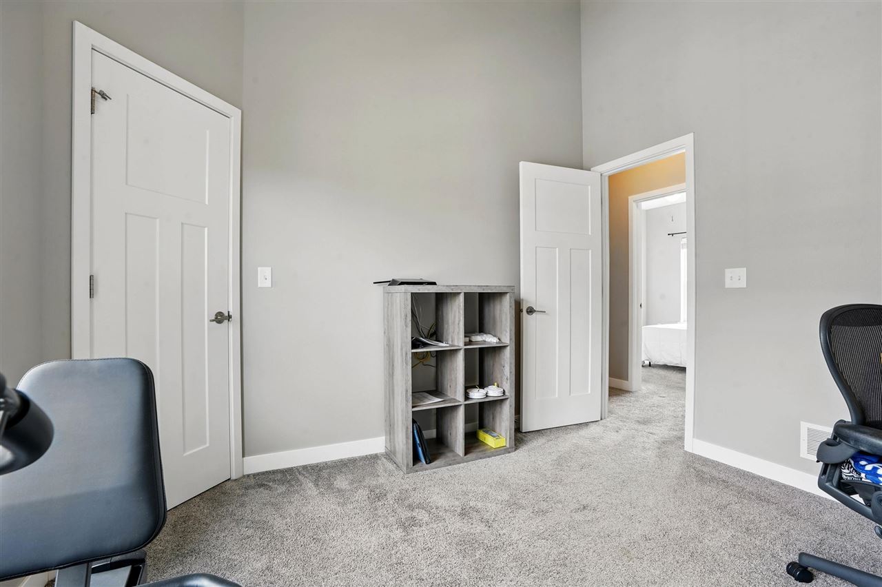 330 Clark Dr Unit: 2