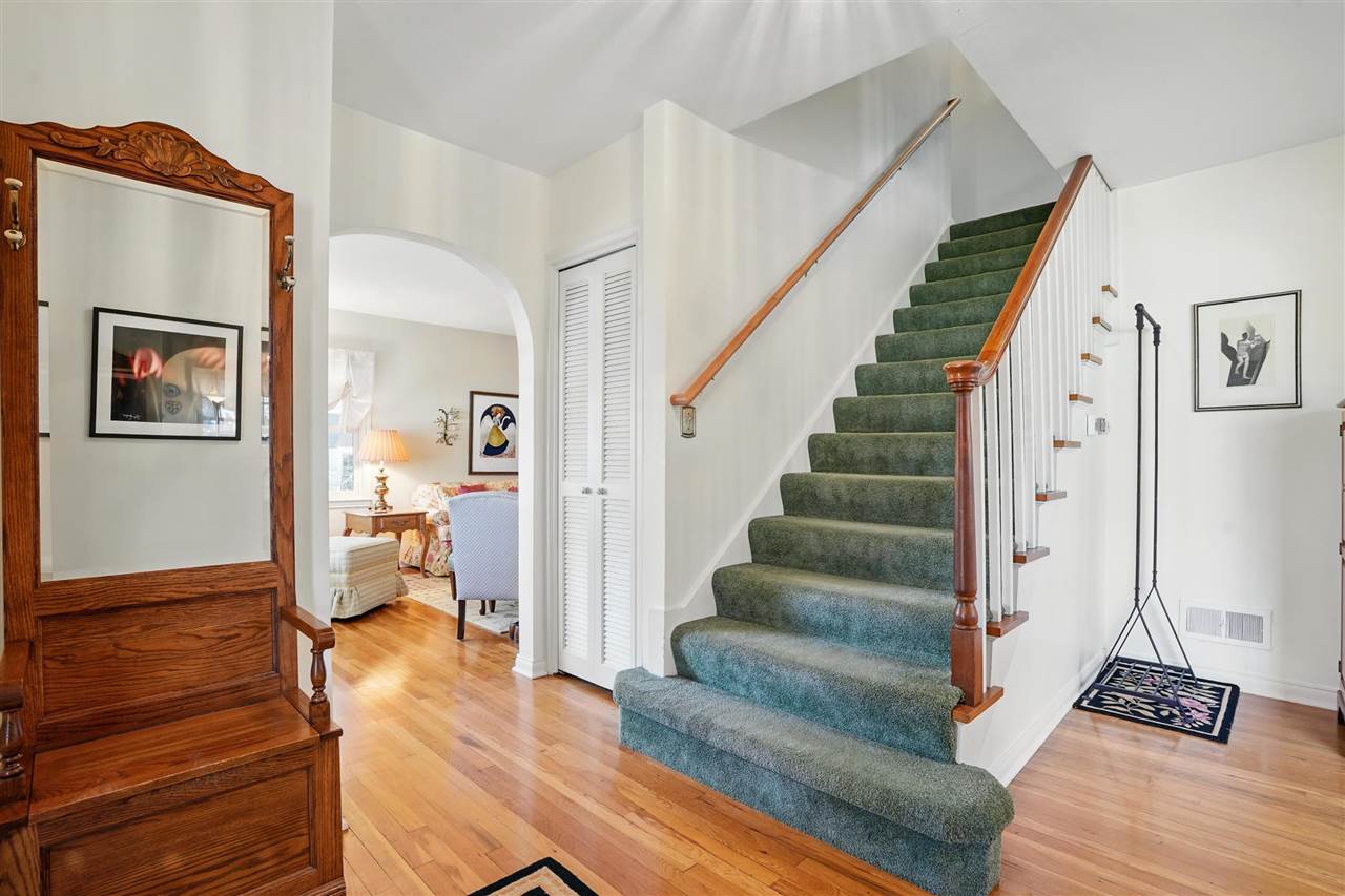 317 Magowan Ave