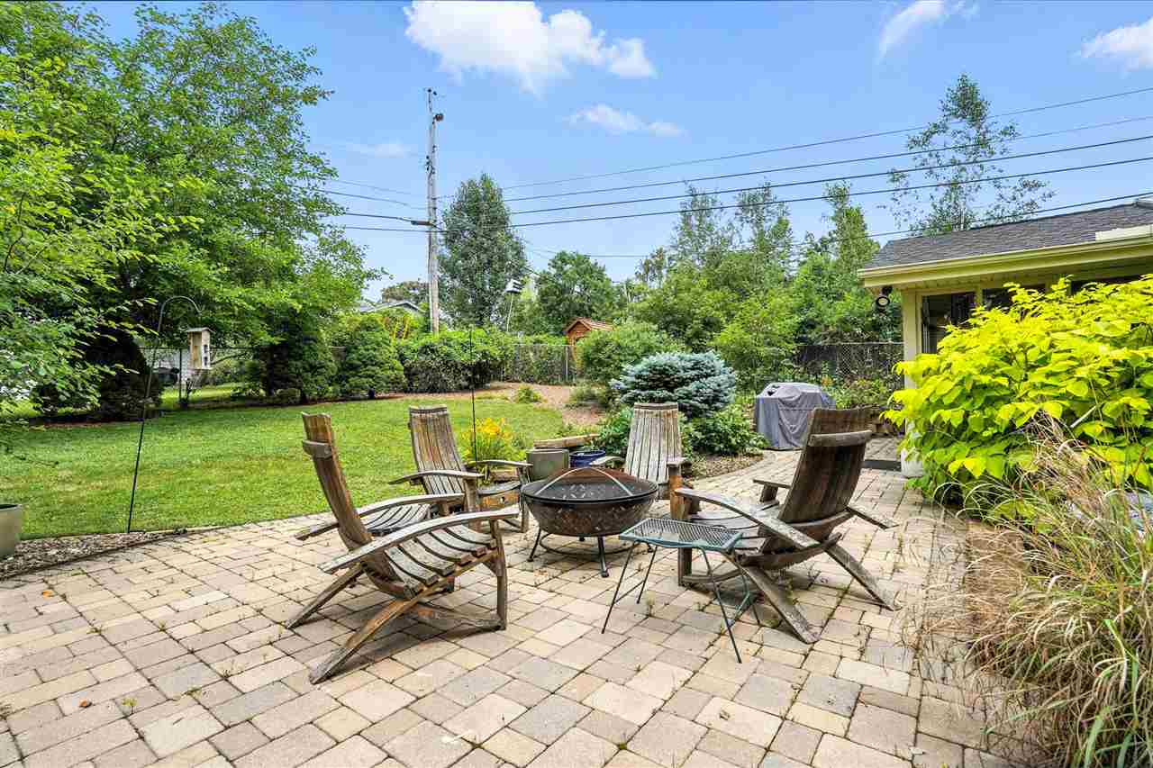 328 Highland Dr