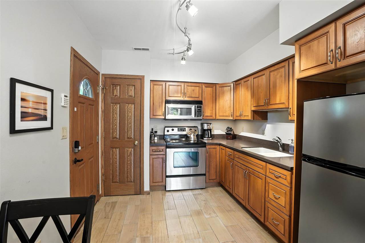 328 Highland Dr