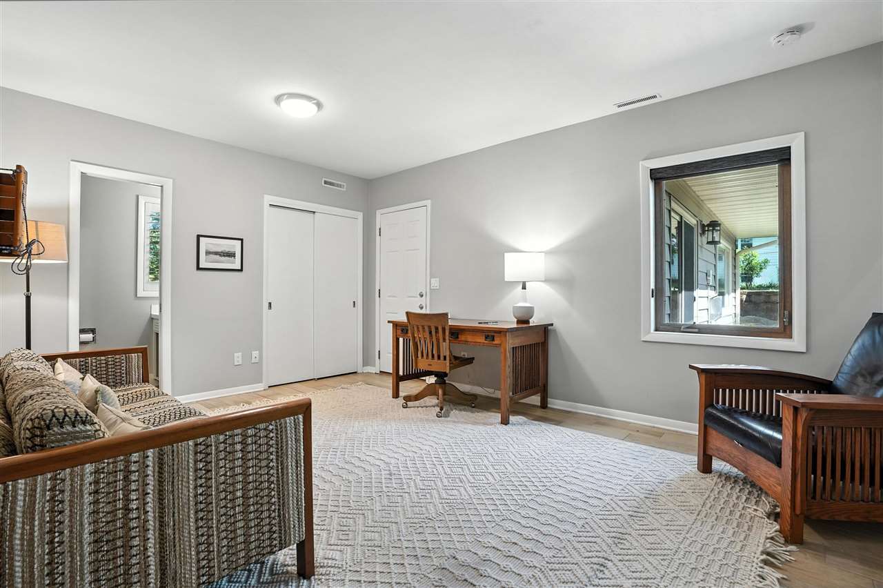 328 Highland Dr