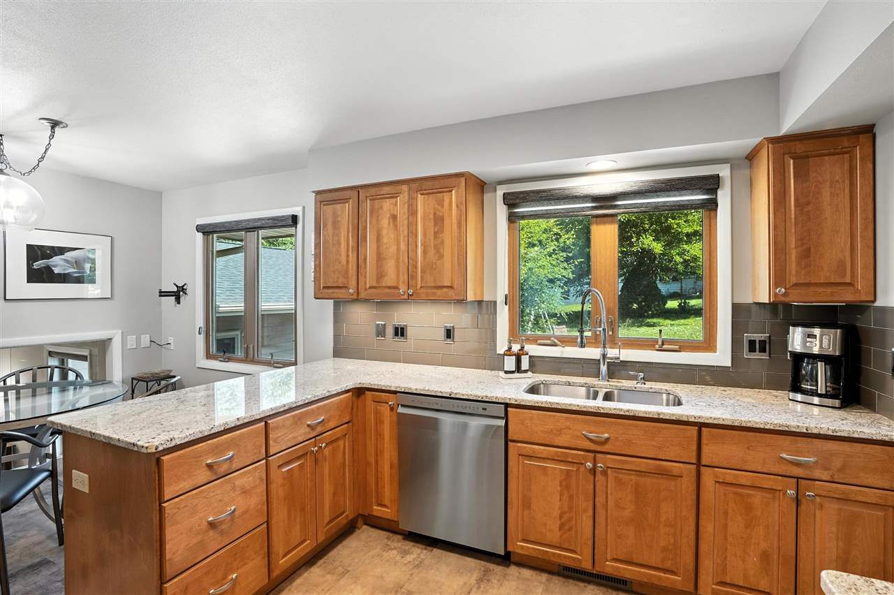 328 Highland Dr