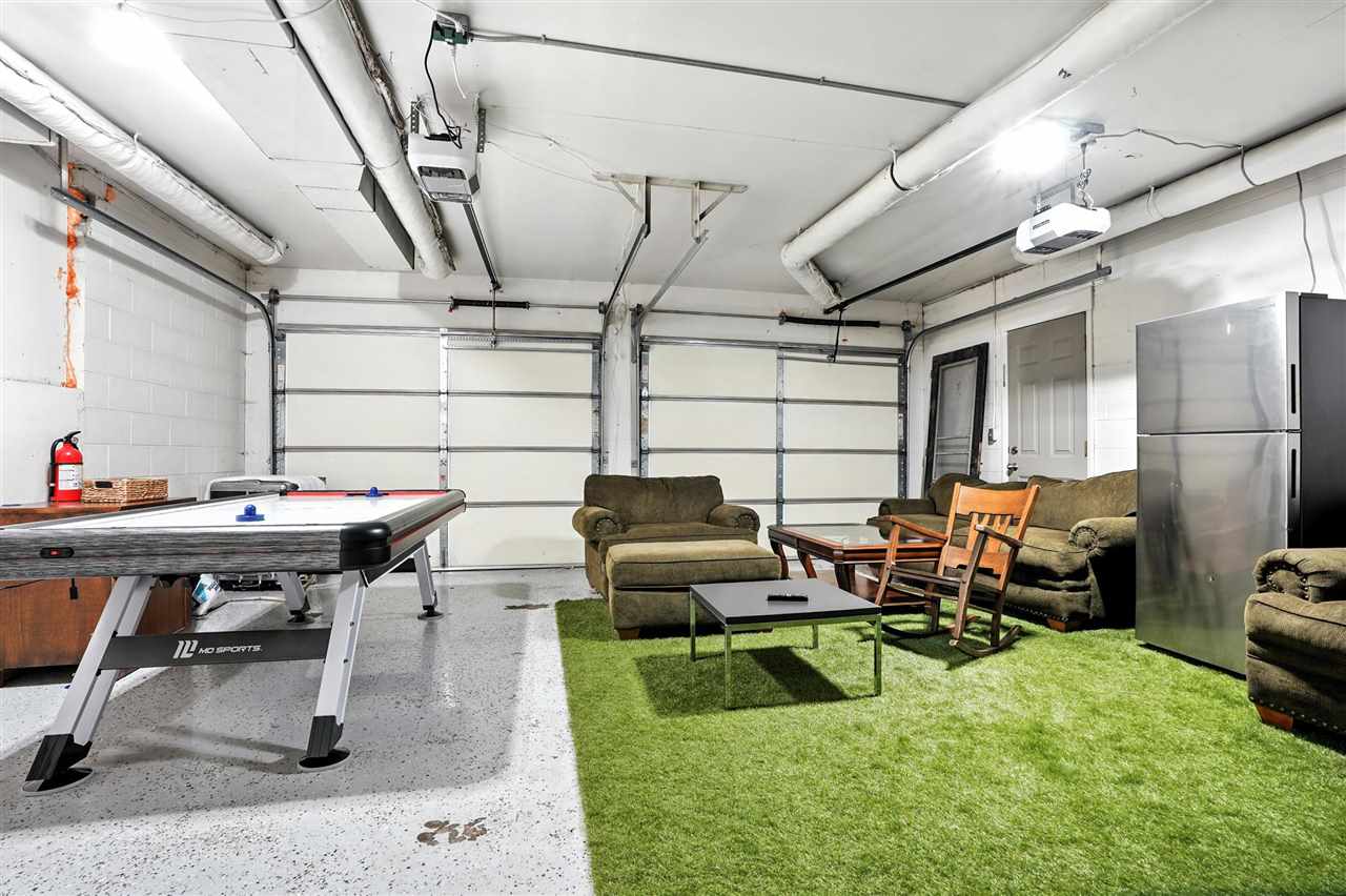 328 Highland Dr