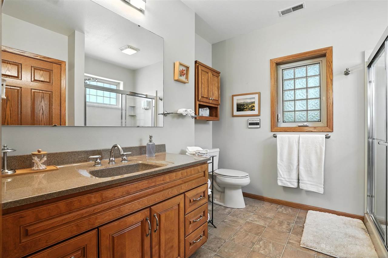 328 Highland Dr