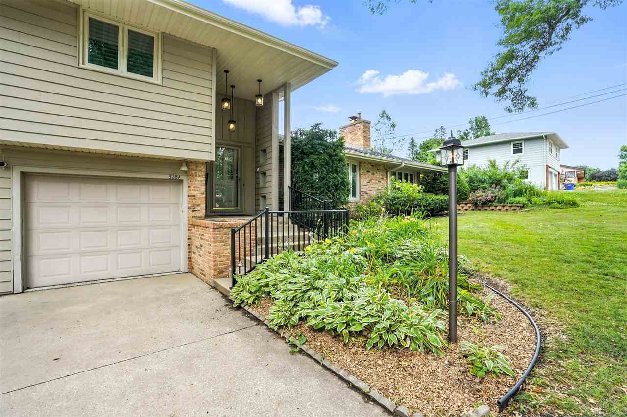 328 Highland Dr