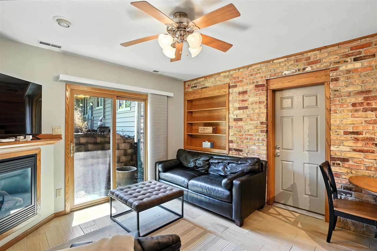 328 Highland Dr