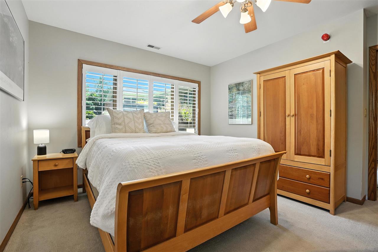 328 Highland Dr