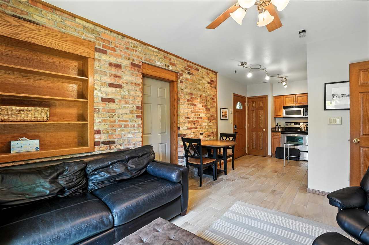 328 Highland Dr