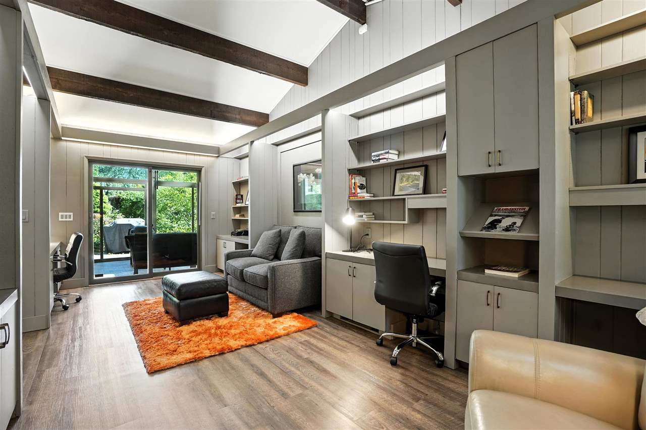 328 Highland Dr