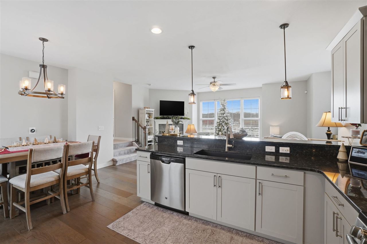 300 Clark Dr Unit: 1