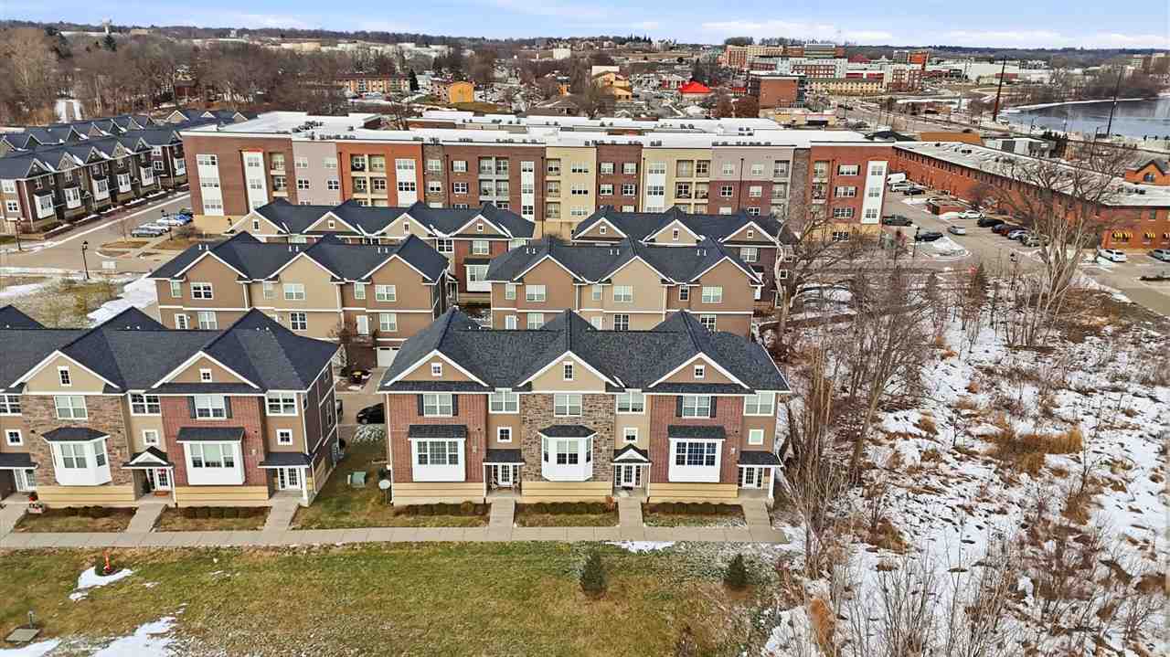 300 Clark Dr Unit: 1