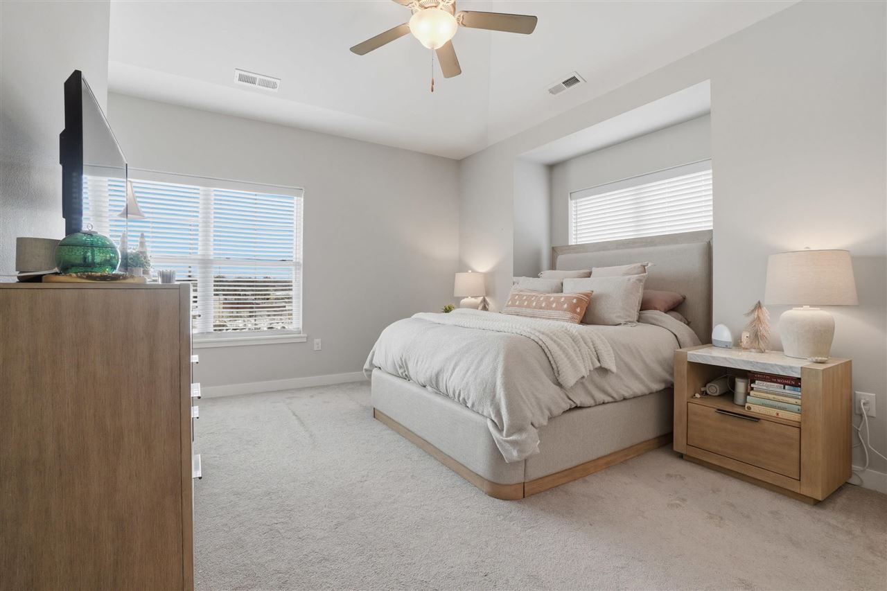 300 Clark Dr Unit: 1