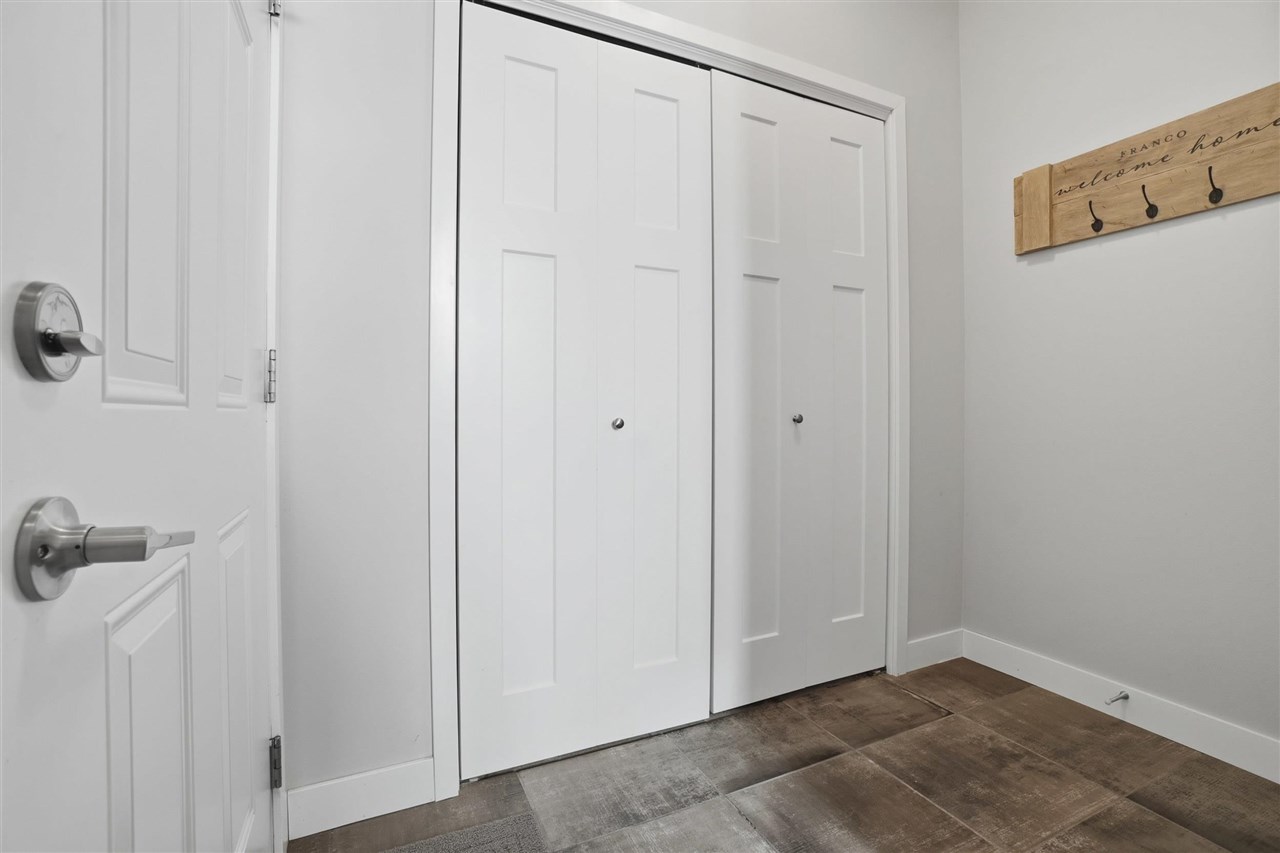 300 Clark Dr Unit: 1