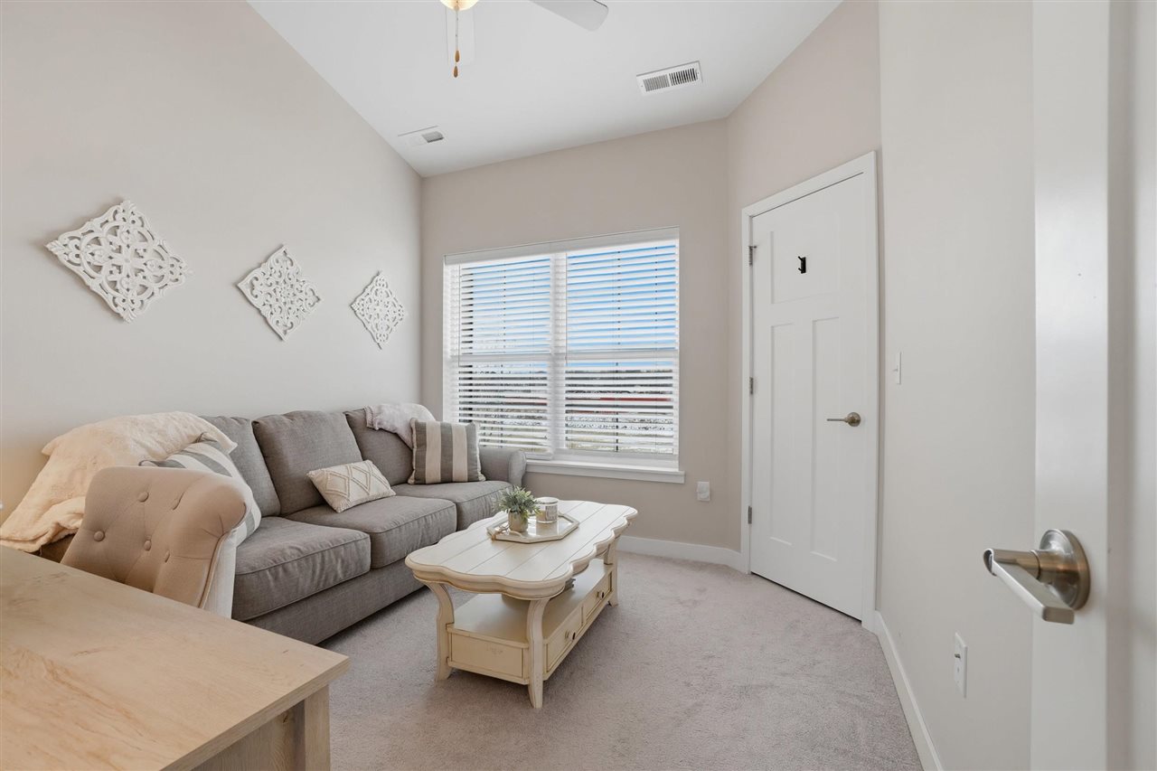 300 Clark Dr Unit: 1