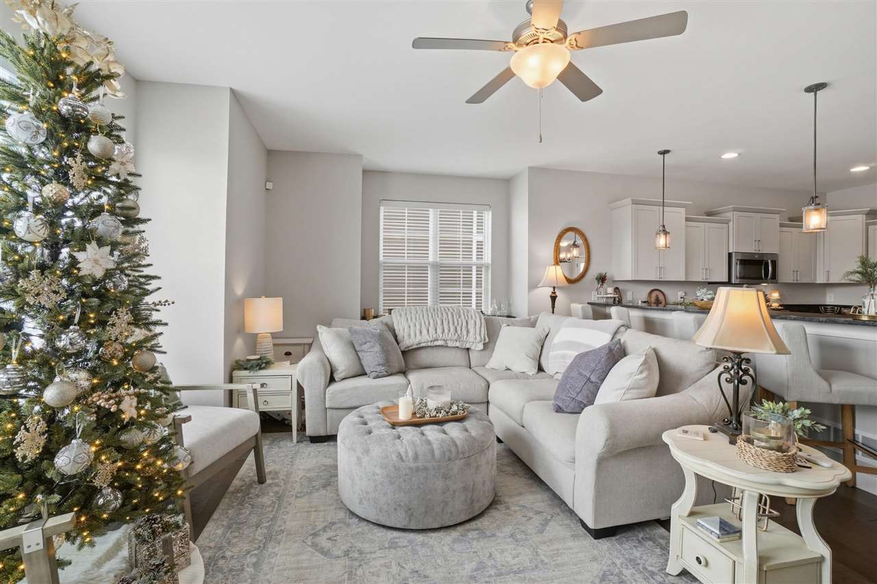 300 Clark Dr Unit: 1