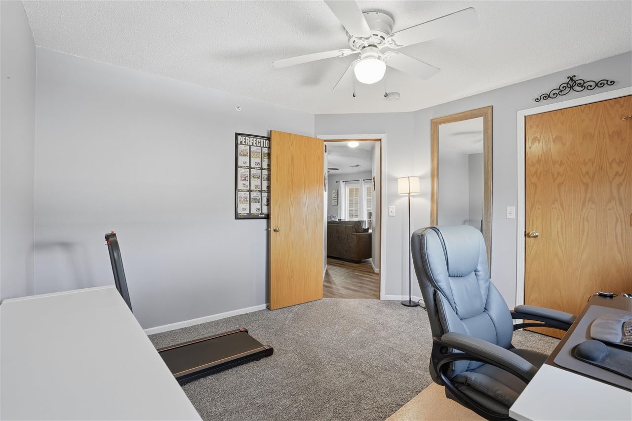2824 Triple Crown Ln Unit: 9