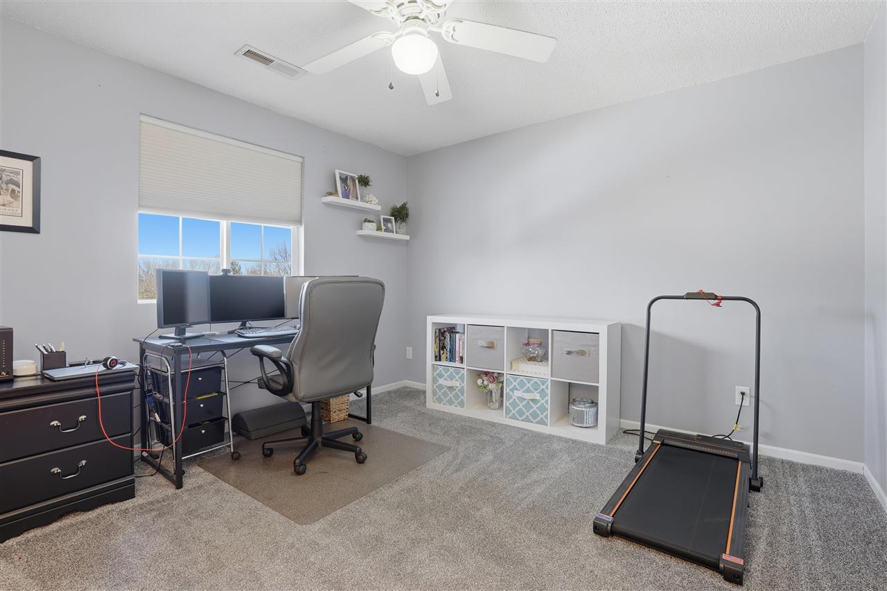 2824 Triple Crown Ln Unit: 9