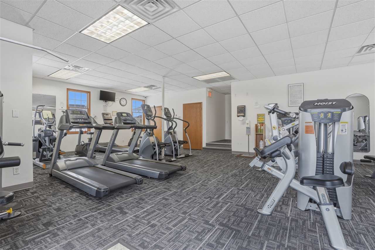 2824 Triple Crown Ln Unit: 9