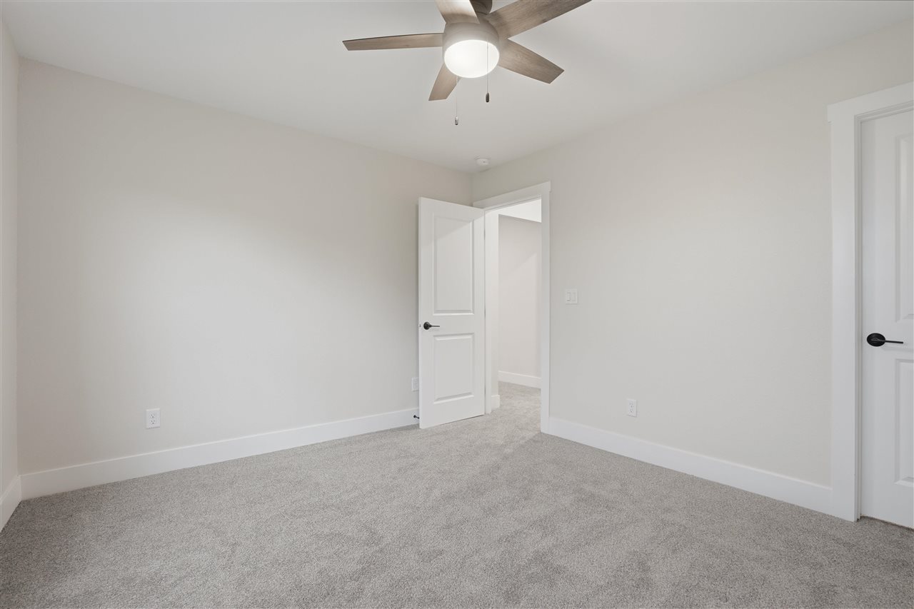 604 Rock Ridge Rd