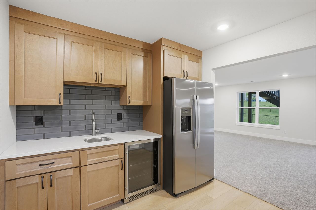 604 Rock Ridge Rd