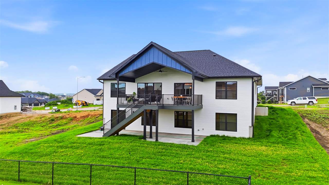 604 Rock Ridge Rd