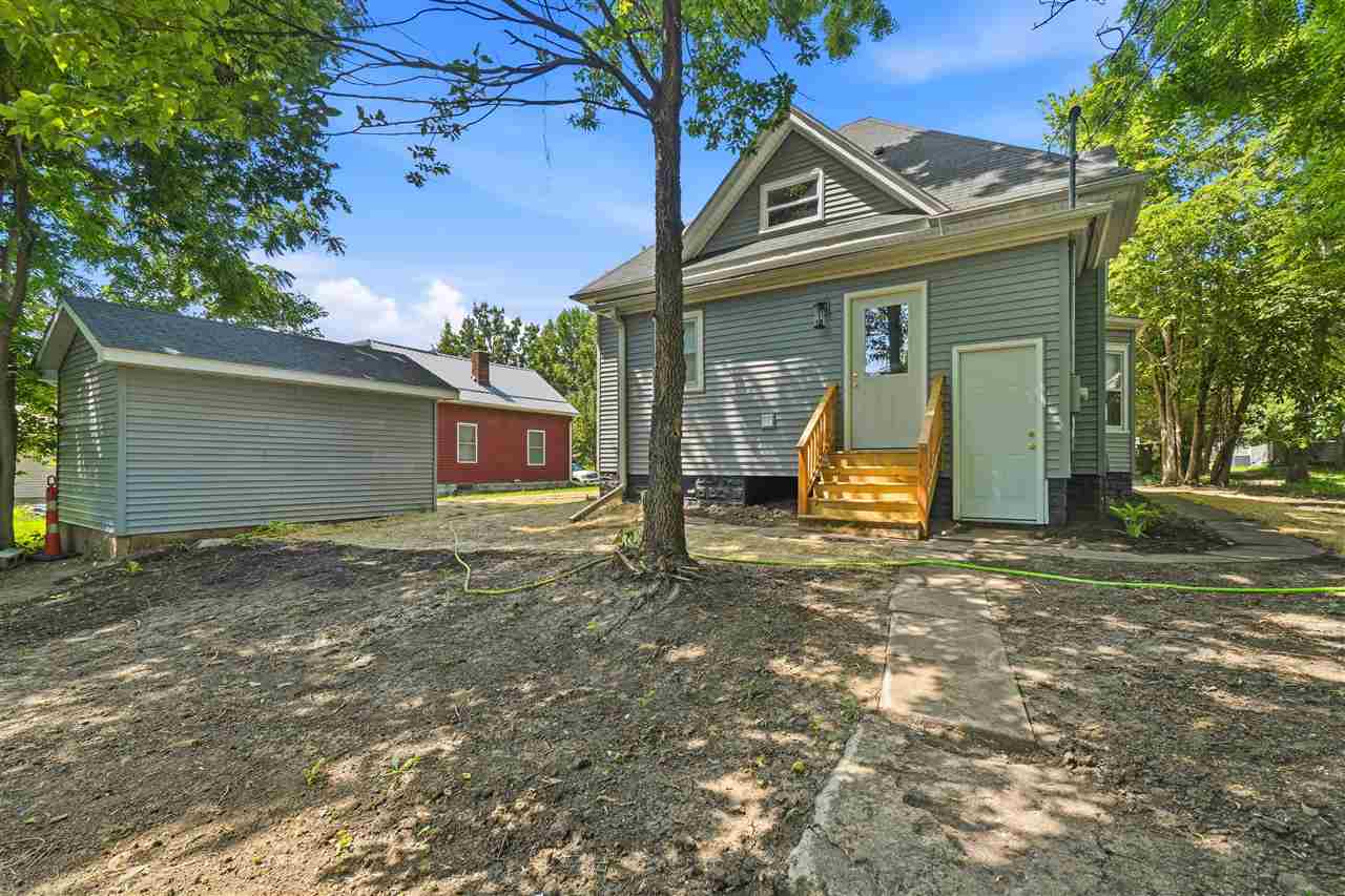 1133 Hotz Ave
