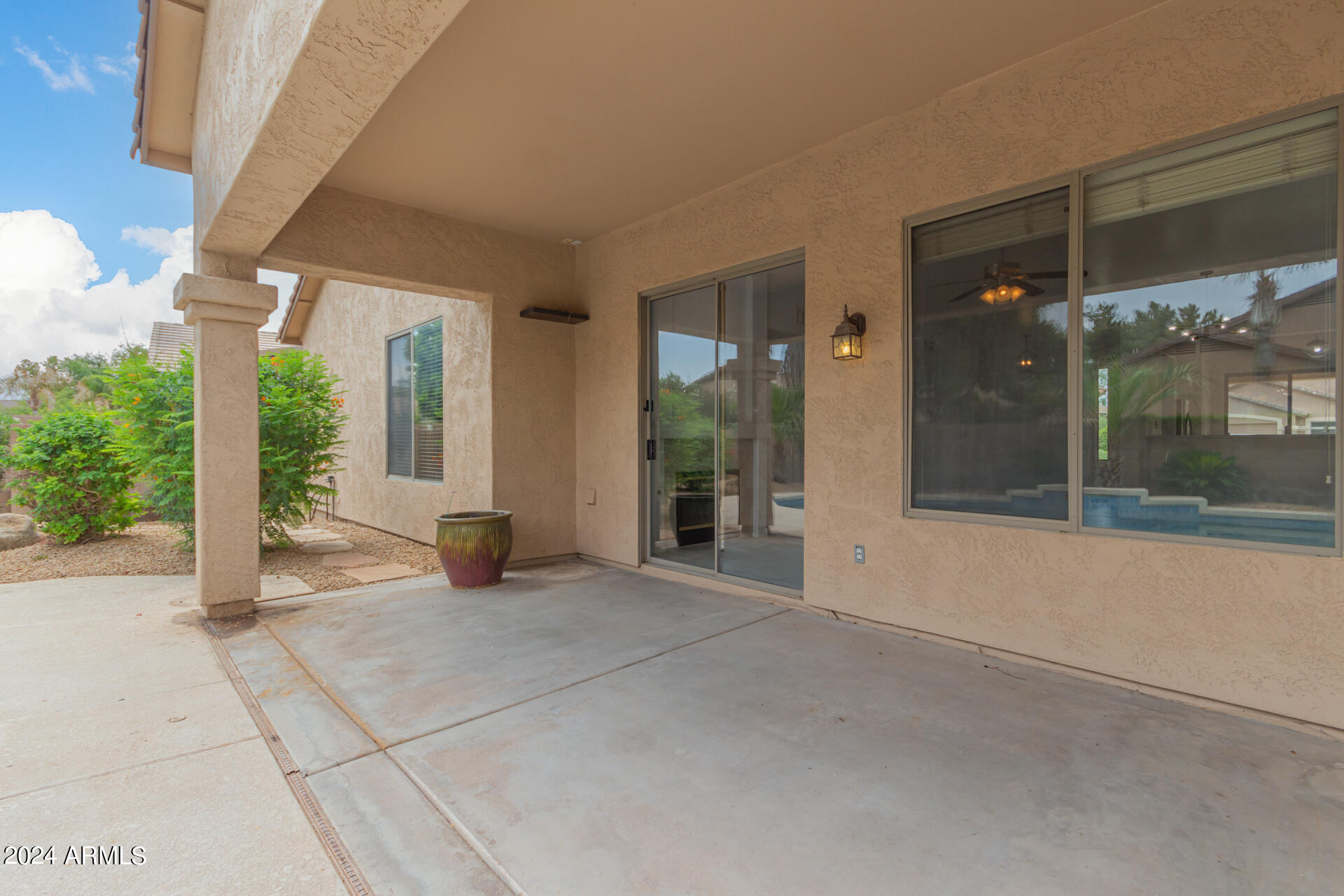 2155 W Olive Way